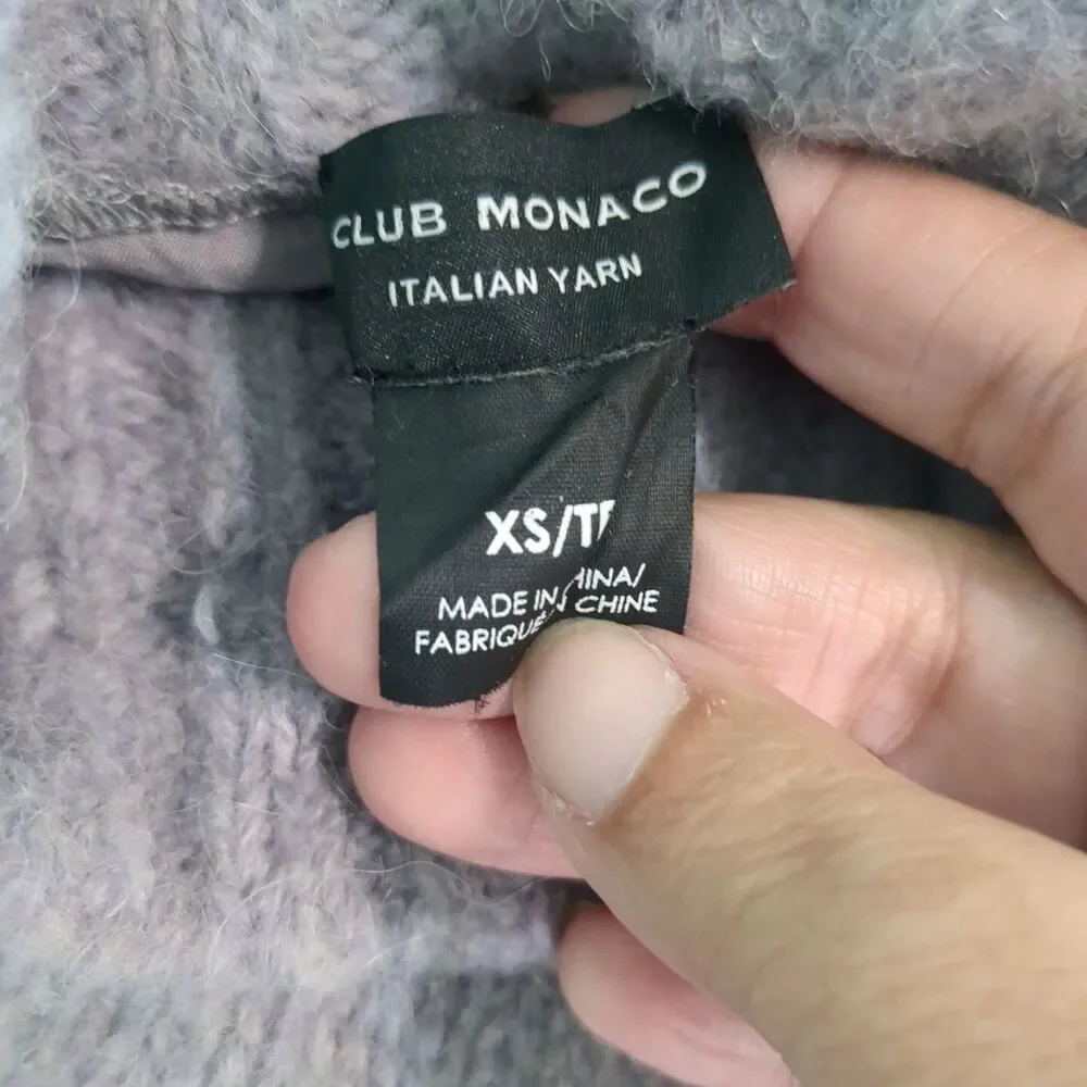 Club Monaco Hilo Purple Sweater Size XS Italian yarn